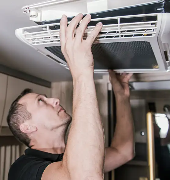  Professional Licensed And Insured Cleaners in Clearfield, UT